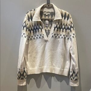 LOFT V-Neck Sweater with Cream and Gray Pattern